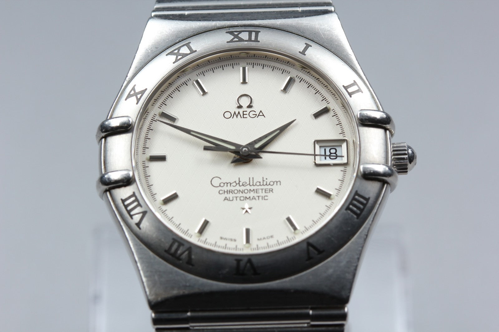Vintage OMEGA Constellation 1502.3 Automatic White Date Men's Watch 35mm JAPAN