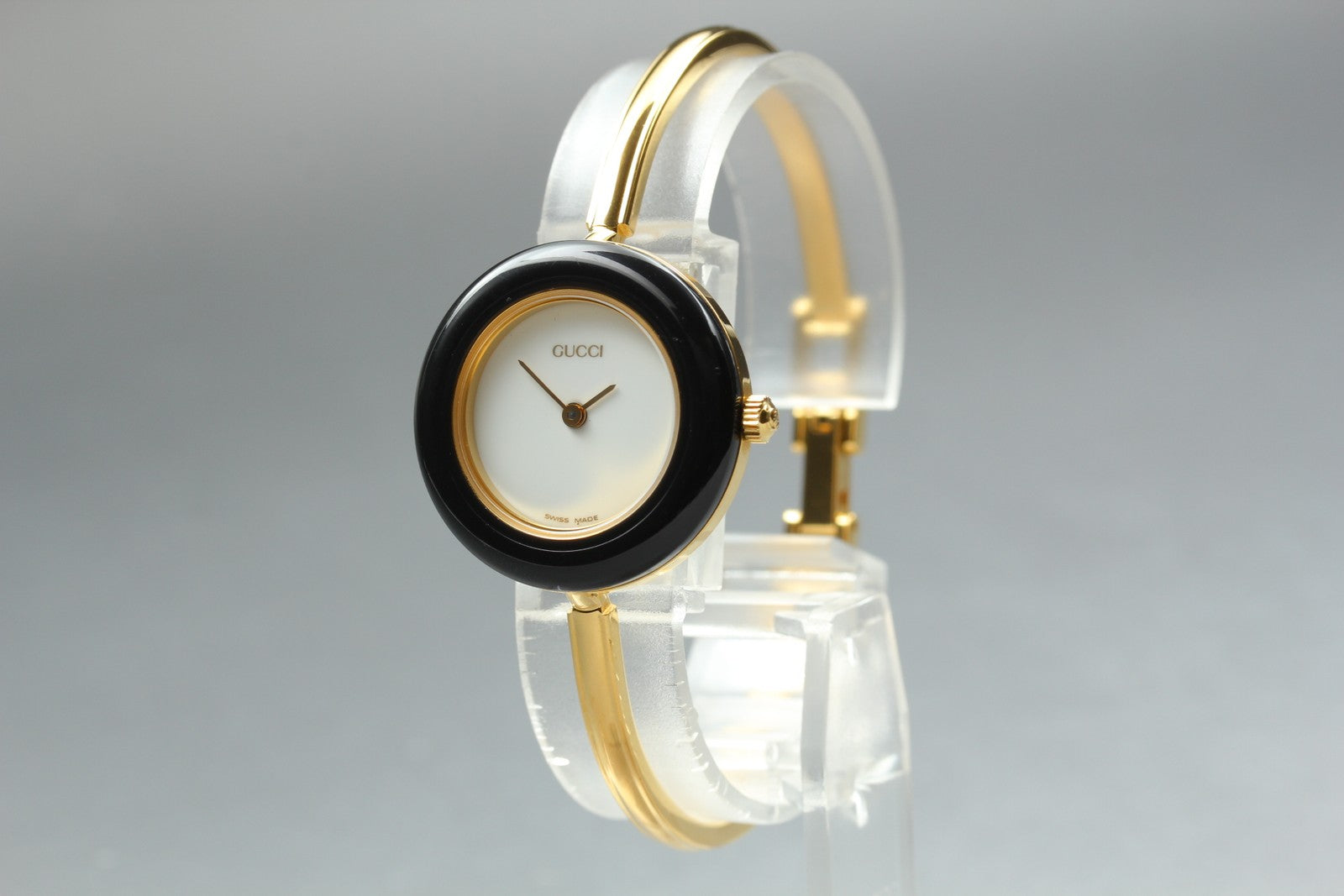 New Batt Gucci Change Bezel 11/12.2 12Color Women's White Quartz Watch JP N MINT