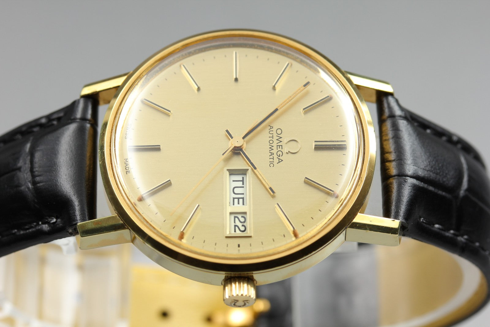 Vintage OMEGA Seamaster 166.0209 Cal.1022 Gold 34mm Day/Date AT Men's Watch
