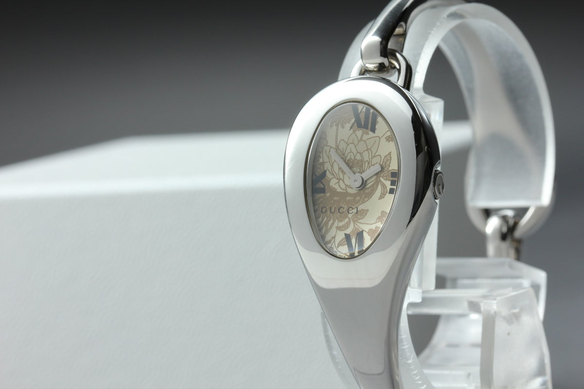 GUCCI 103 Champagne Floral Dial Silver Quartz 21 mm Bangle Women's Watch