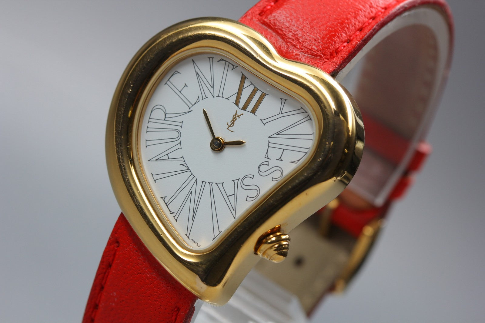 Yves Saint Laurent Heart Gold Red Leather 30mm Women's Watch Quartz Vintage