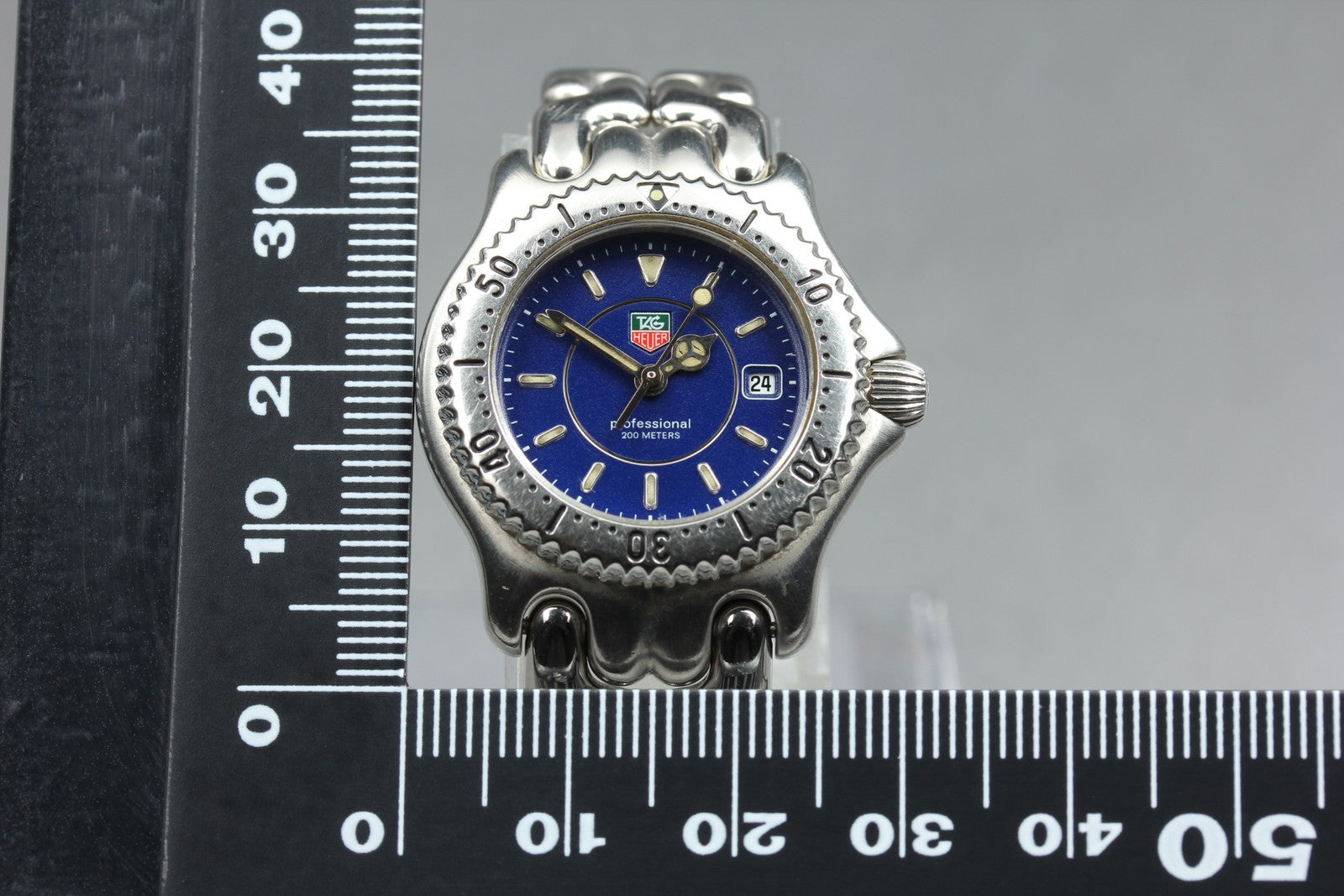 Vintage TAG Heuer SEL WG131A Quartz Blue Dial Women's Watch 28mm JAPAN