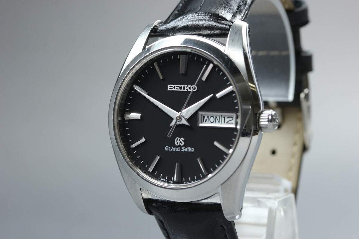 New Batt SEIKO Grand Seiko 9F83-0AH0 Quartz Black Day/Date Men's Watch 36mm JP