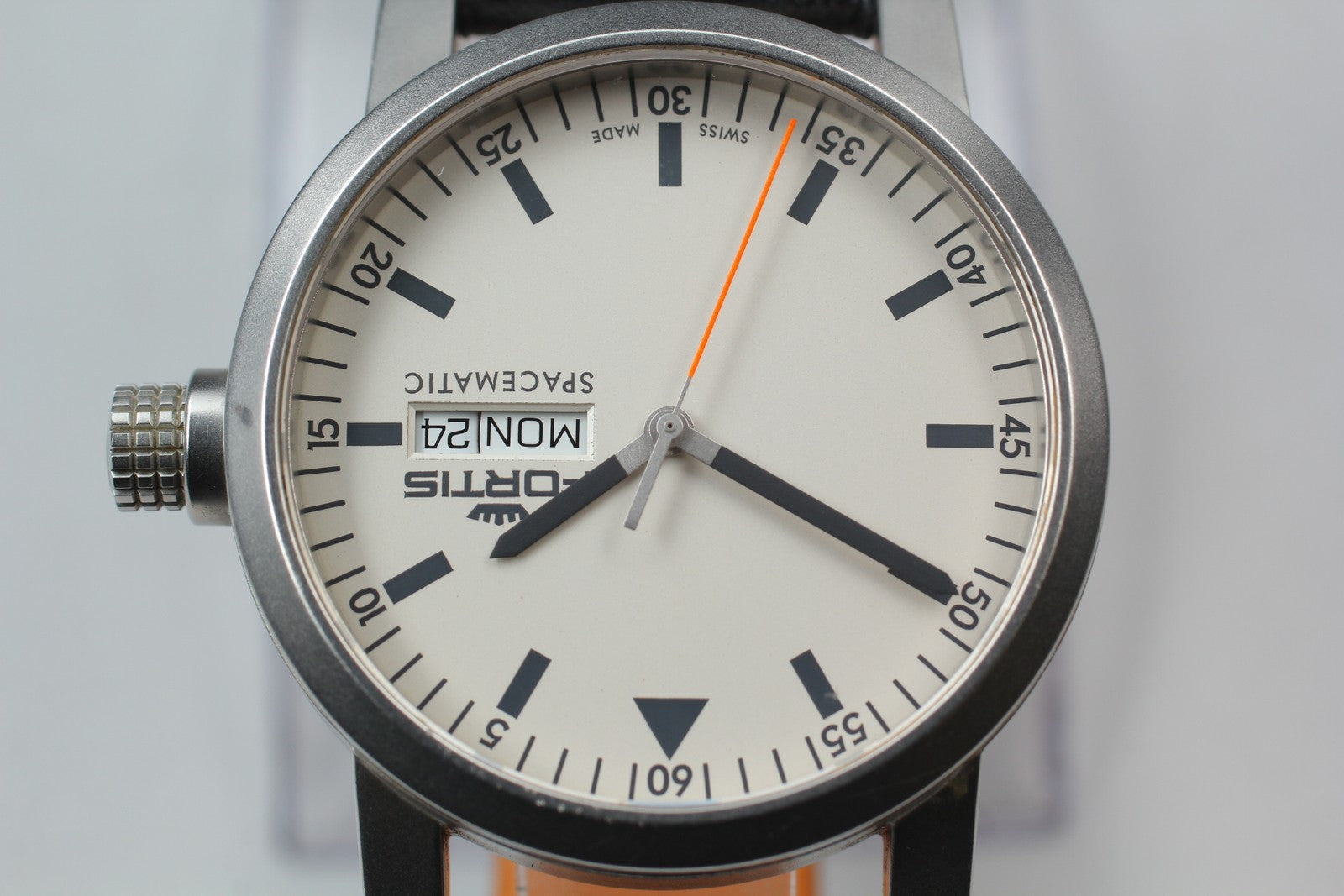 FORTIS Spacematic 623.22.158.1 Automatic Day/Date Men's Watch 40mm JAPAN Box