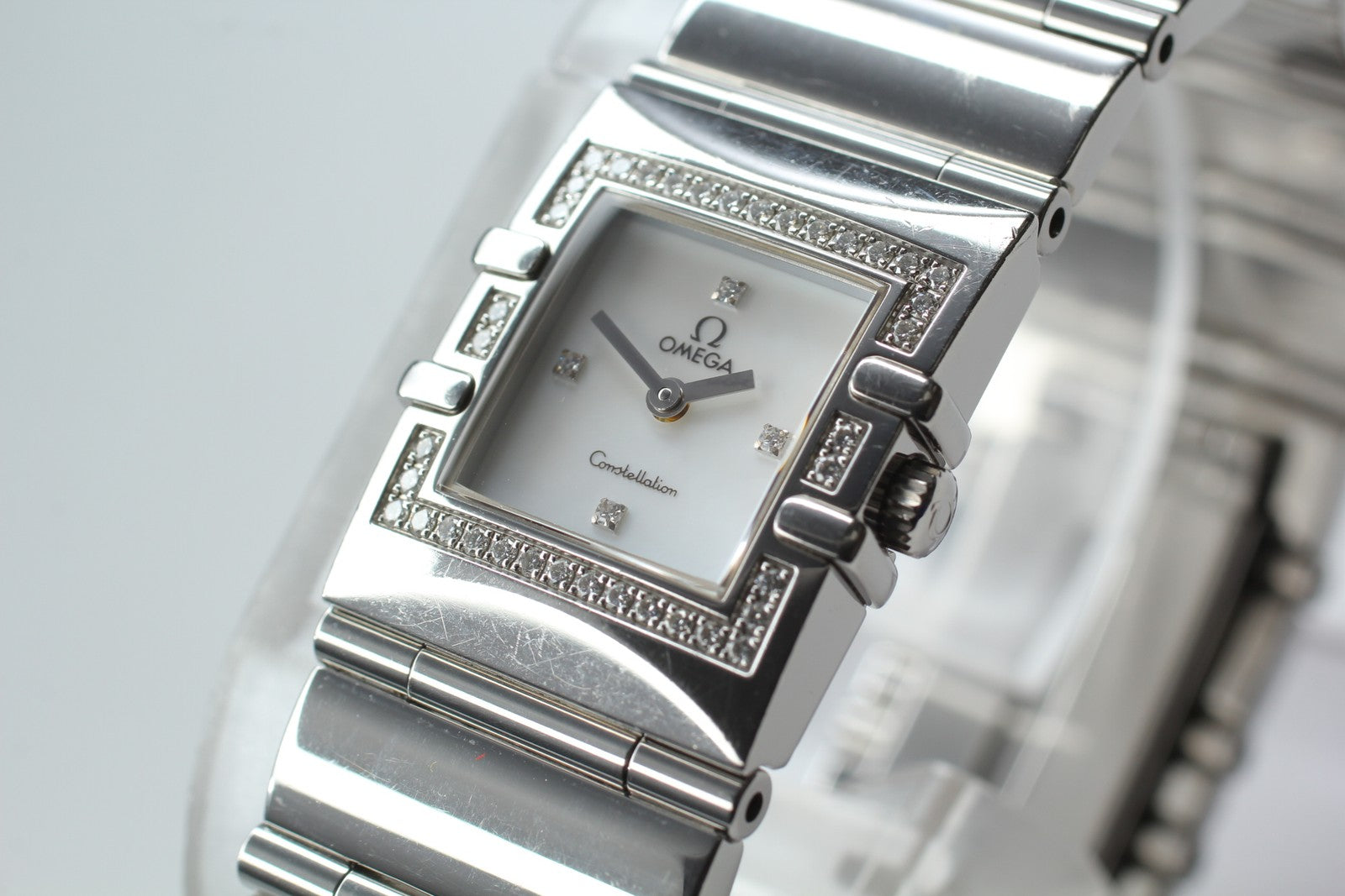 OMEGA Constellation QUADRA 1528.36 1376 Diamond Bezel Women's Quartz Watch