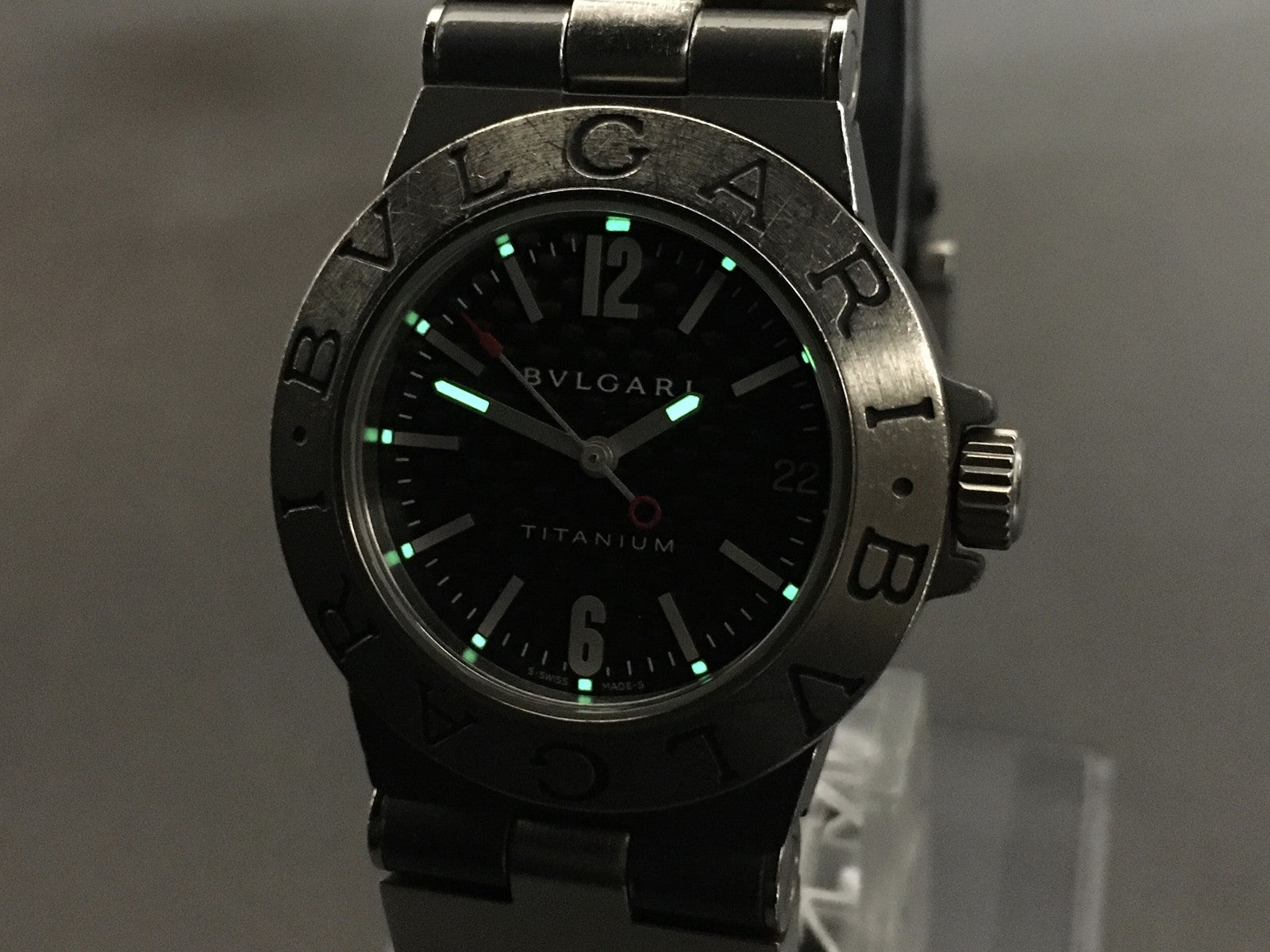 New Batt BVLGARI Diagono TI32TA Titanium Black Quartz Men's Watch 32mm Exc+5