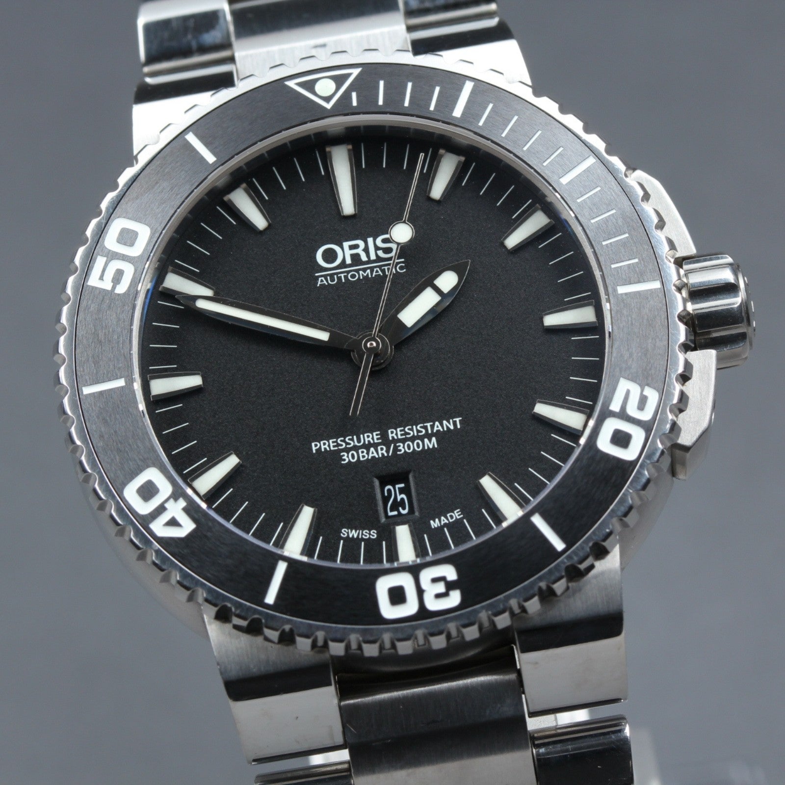 ORIS Aquis Date 7653-04 Automatic Black Dial Men's Watch 43mm From JAPAN Box