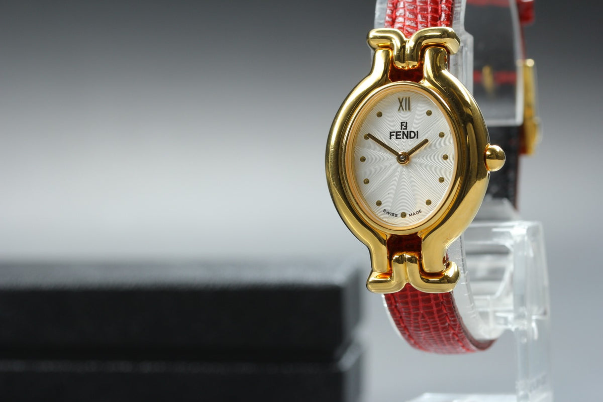 FENDI 640L Chameleon Red Leather Belt Gold 24mm Women's Quartz Watch Vintage