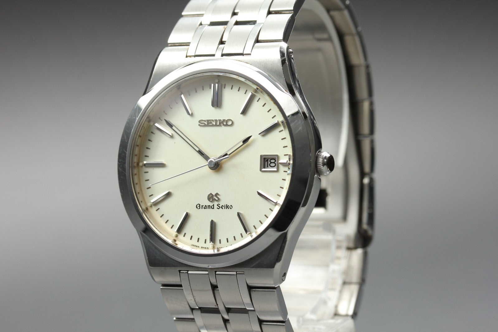 Vintage SEIKO Grand Seiko 8N65-9000 Quartz Unisex Silver Watch 36mm From JAPAN