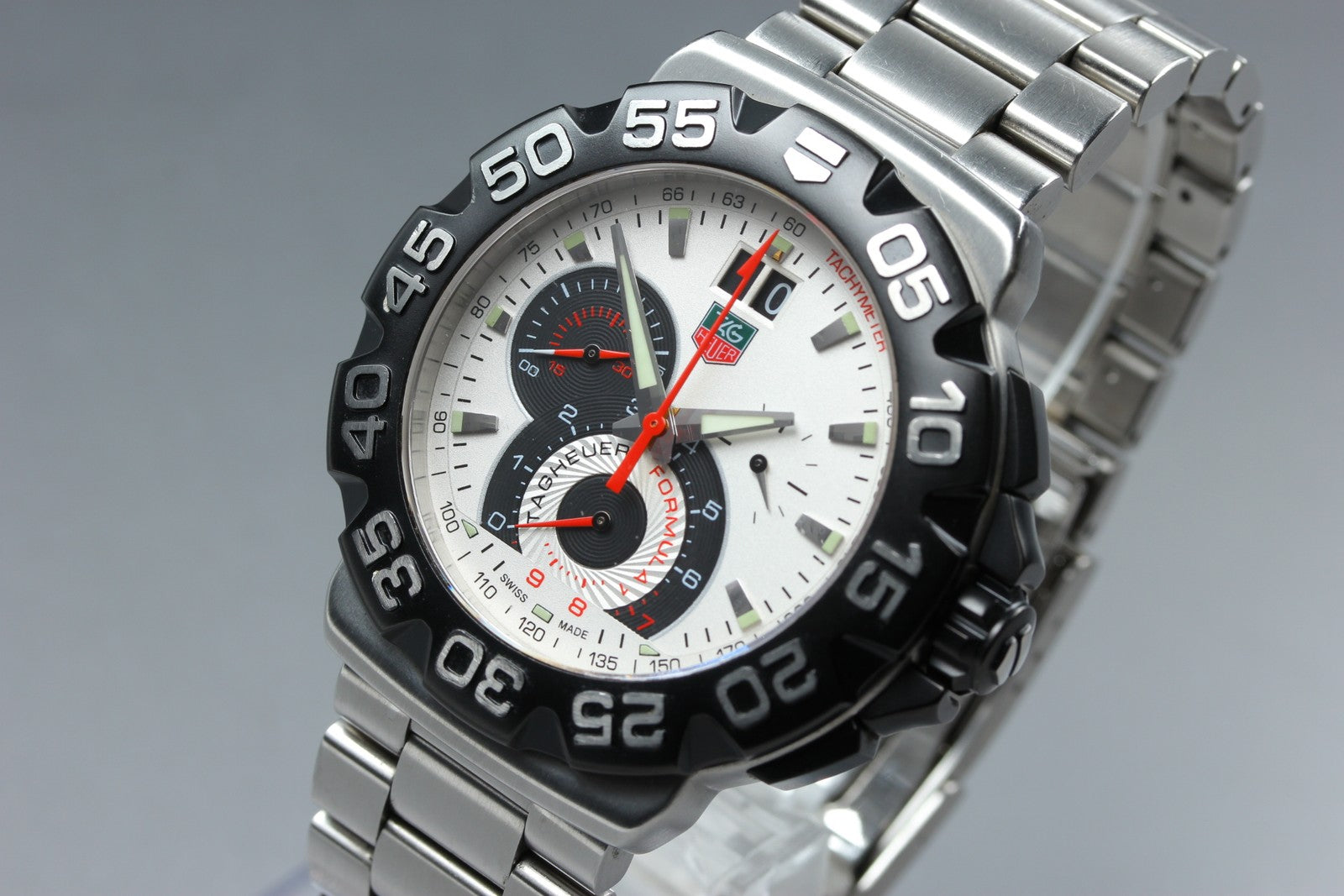 TAG Heuer Formula 1 CAH1011 Quartz White Dial Date Men's Watch 44mm JAPAN