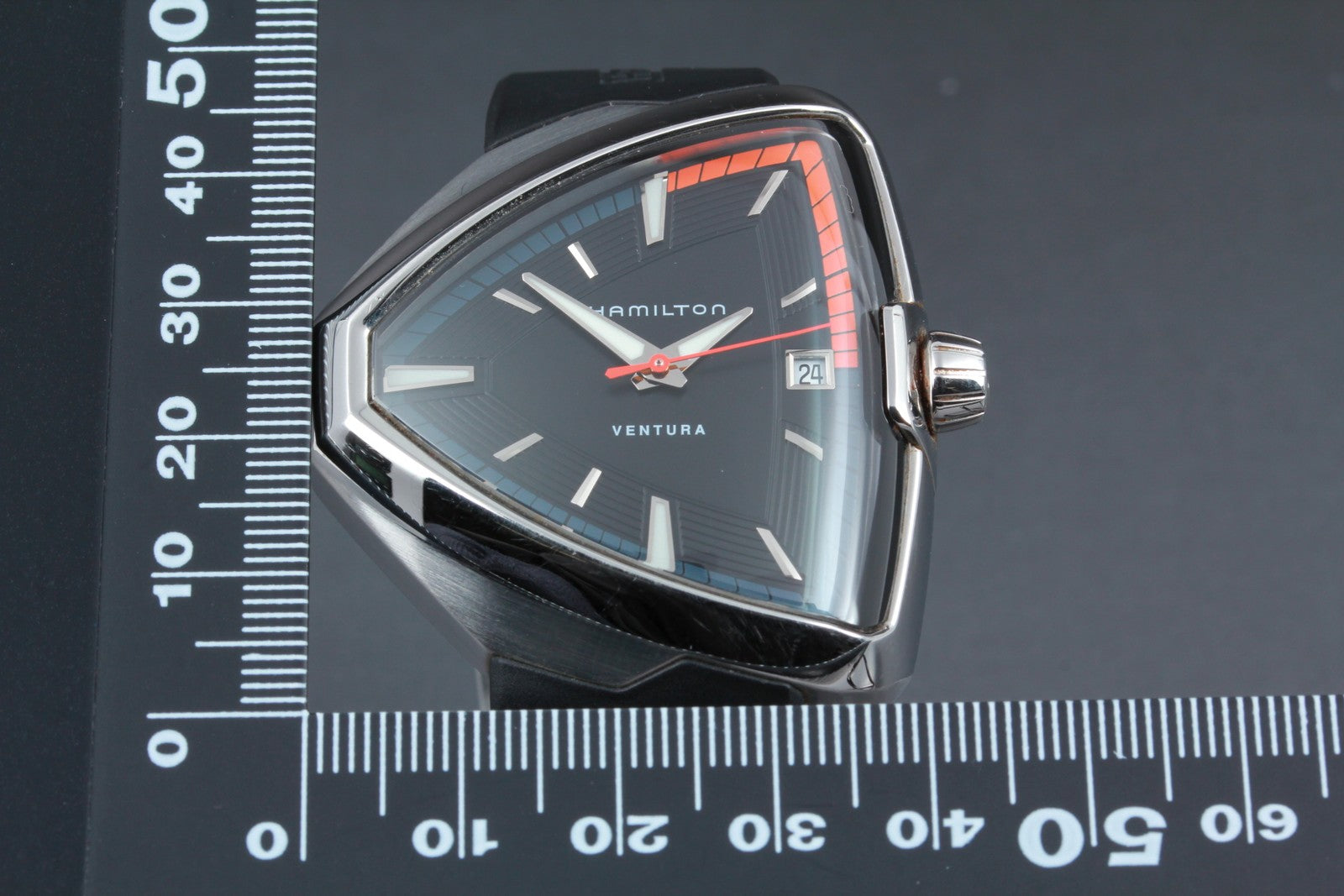 New Batt Hamilton Ventura Elvis80 H245510 Black Date Quartz Men's Watch 41mm JP