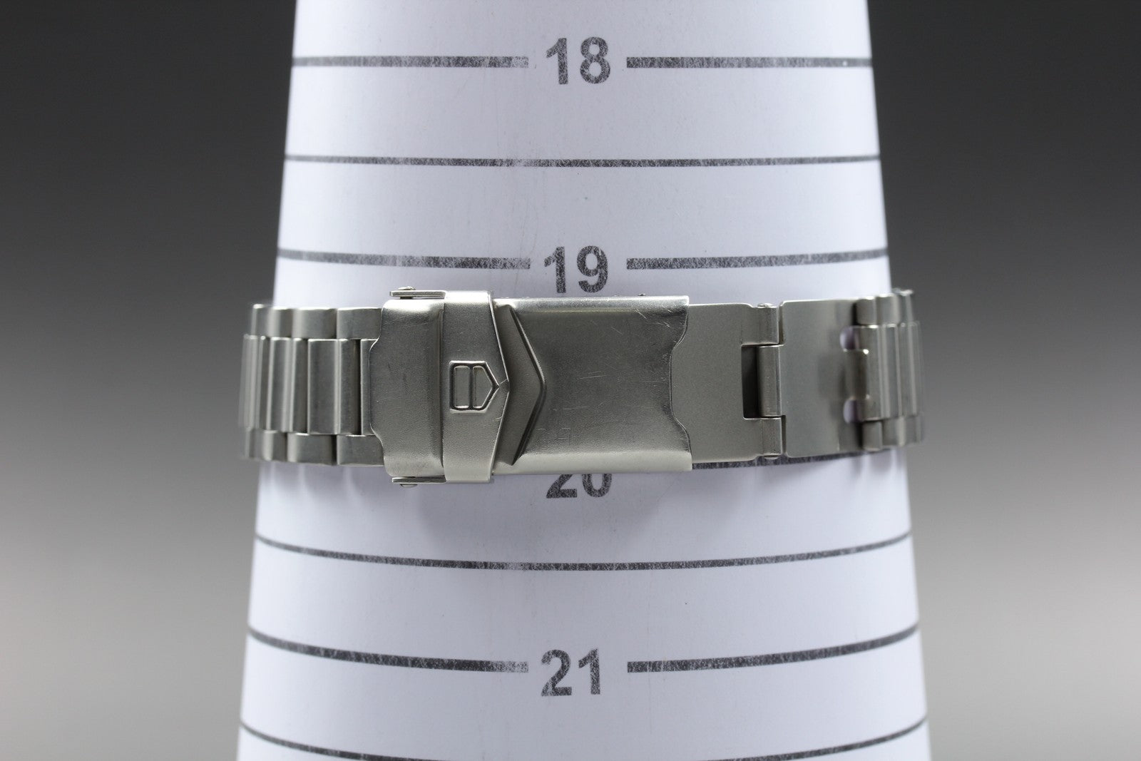 TAG Heuer Professional 999.213K Quartz Gray Dial Men's Watch 34mm JAPAN