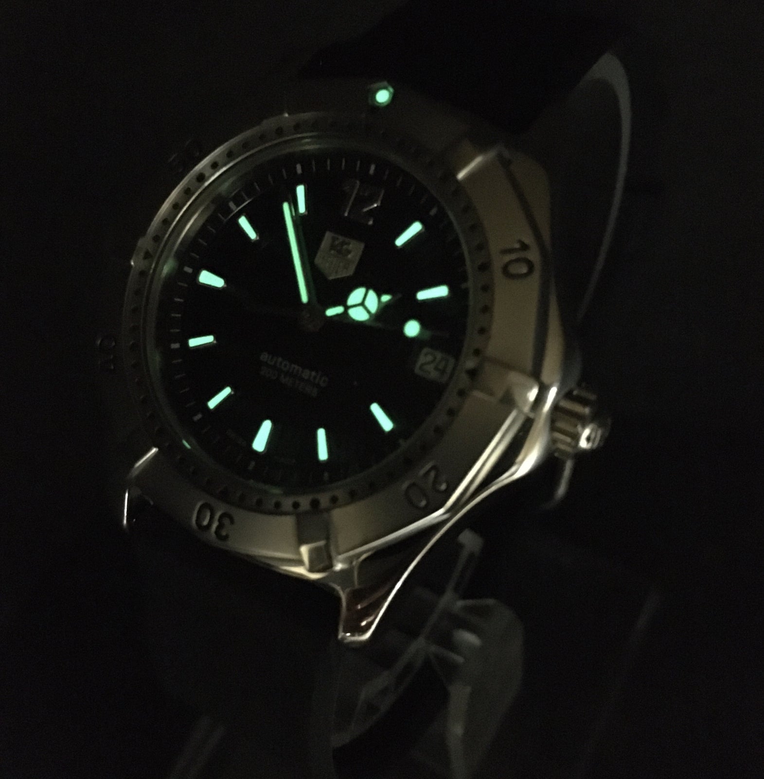 7103843