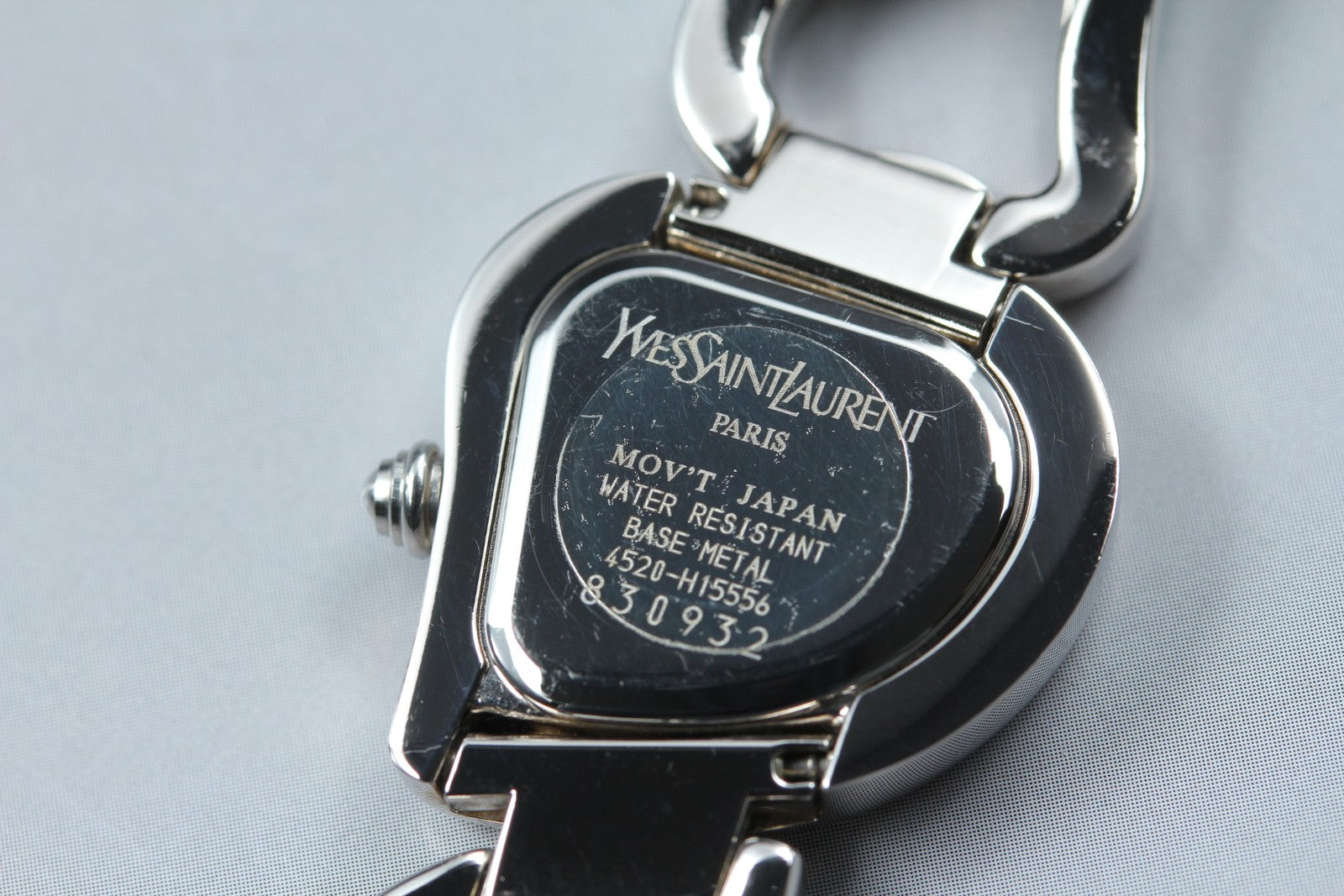 Yves Saint Laurent Heart YSL Silver 24mm 4520-H15556 Quartz Women's Watch
