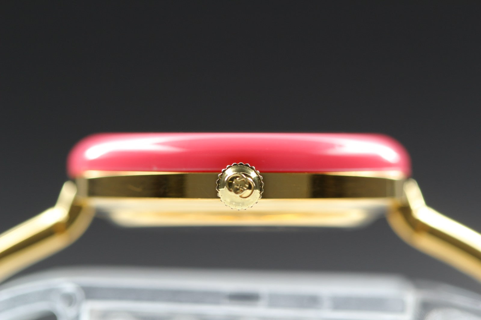 Vintage Gucci Change Bezel 11/12.2 Pink Bezel Gold Women's Quartz Watch