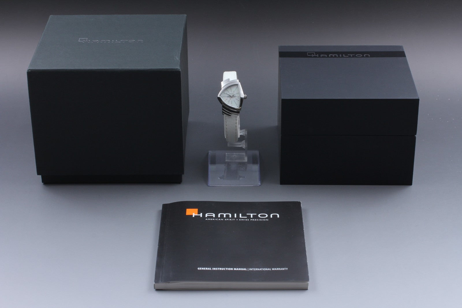 HAMILTON Ventura H242112 White Dial Quartz Women's Watch 25mm JAPAN Box