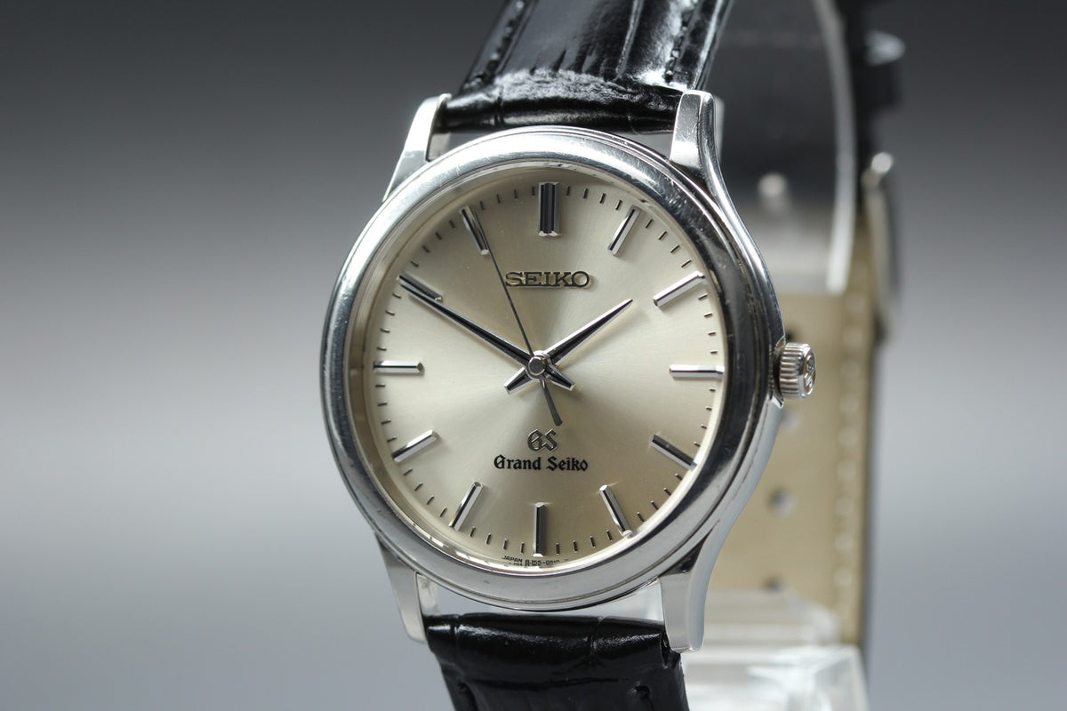 New Batt SEIKO Grand Seiko 8J55-0A10 Quartz Champagne Men's Watch 34mm JAPAN