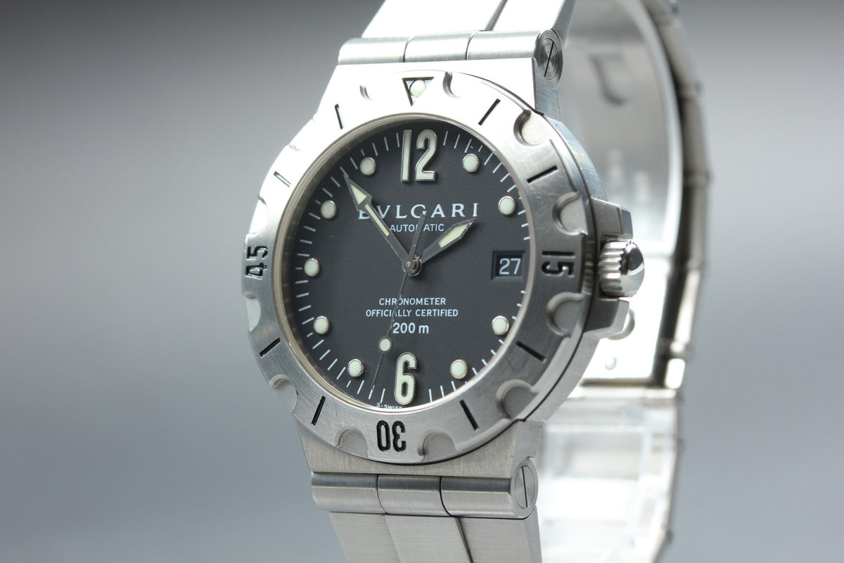 BVLGARI Diagono Scuba SD38S Automatic Date Black Men's Watch 38mm JAPAN Box