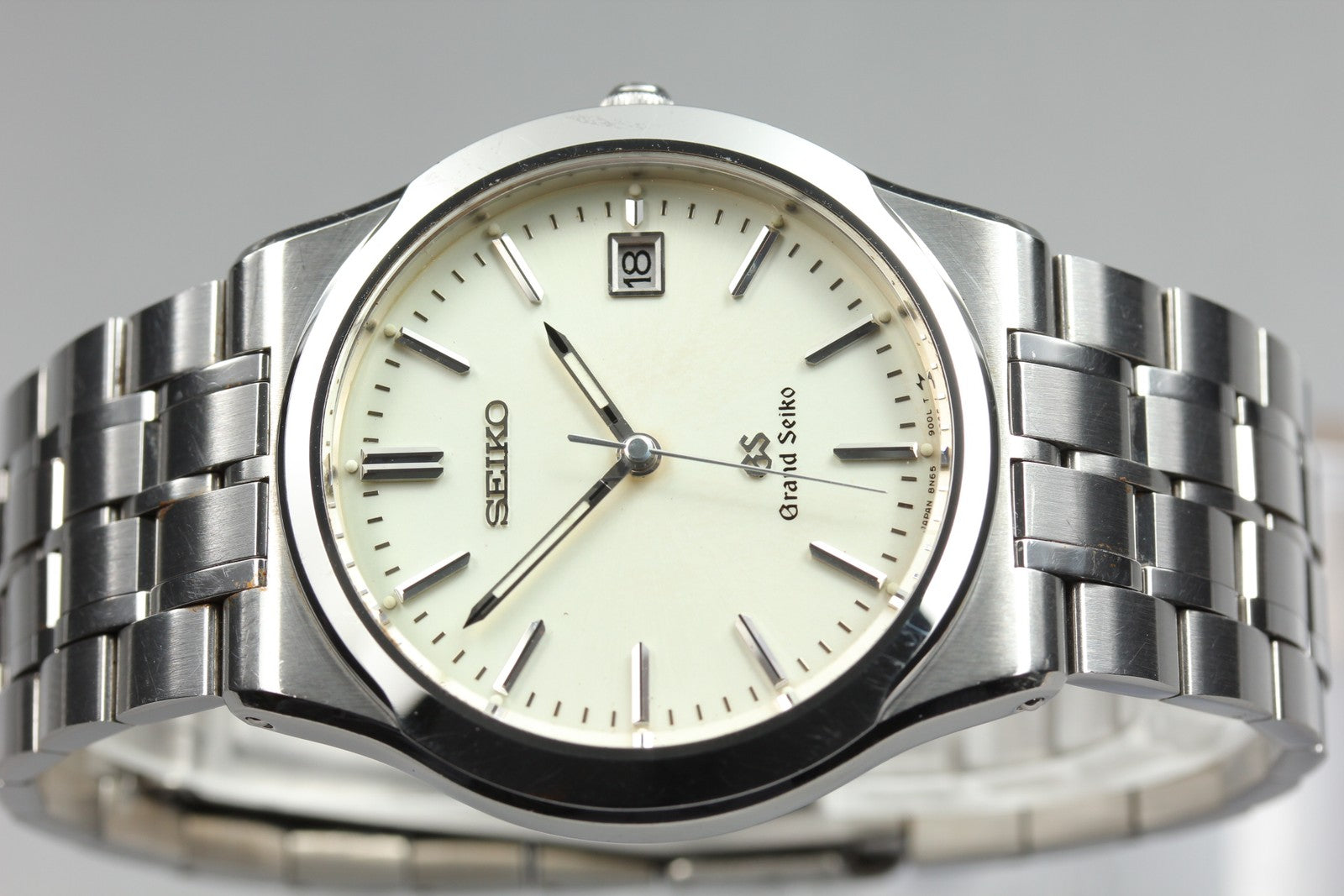 Vintage SEIKO Grand Seiko 8N65-9000 Quartz Unisex Silver Watch 36mm From JAPAN