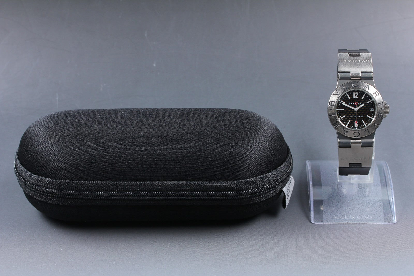 New Batt BVLGARI Diagono TI32TA Titanium Black Quartz Men's Watch 32mm Exc+5