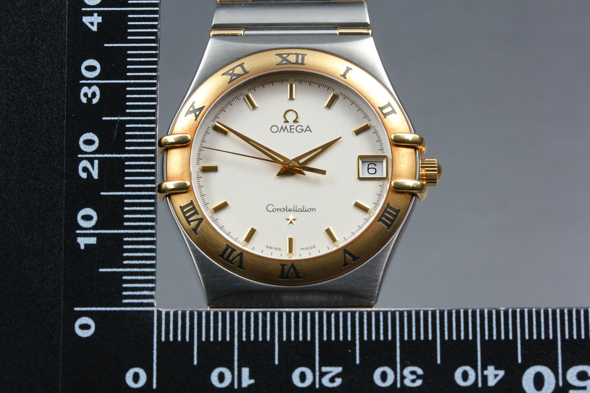 New Batt Vintage OMEGA Constellation 1312.3 Quartz Men's Watch 33mm From JAPAN