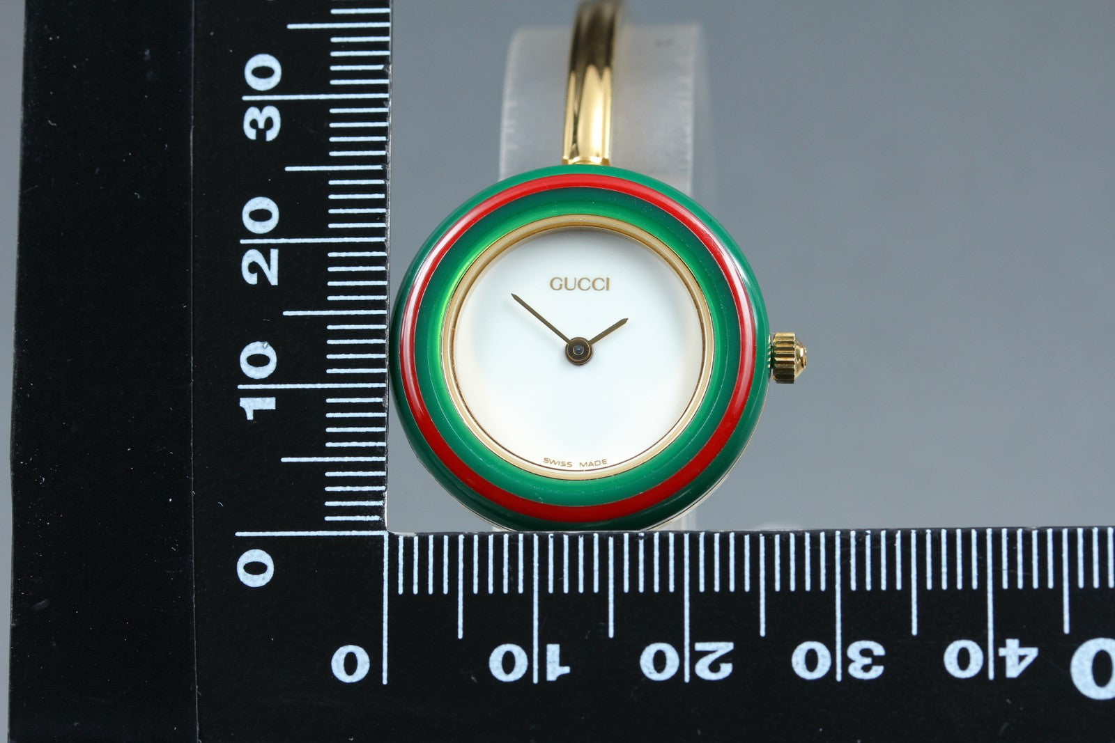 New Batt Gucci Change Bezel 11/12.2 12Color Women's White Quartz Watch JP