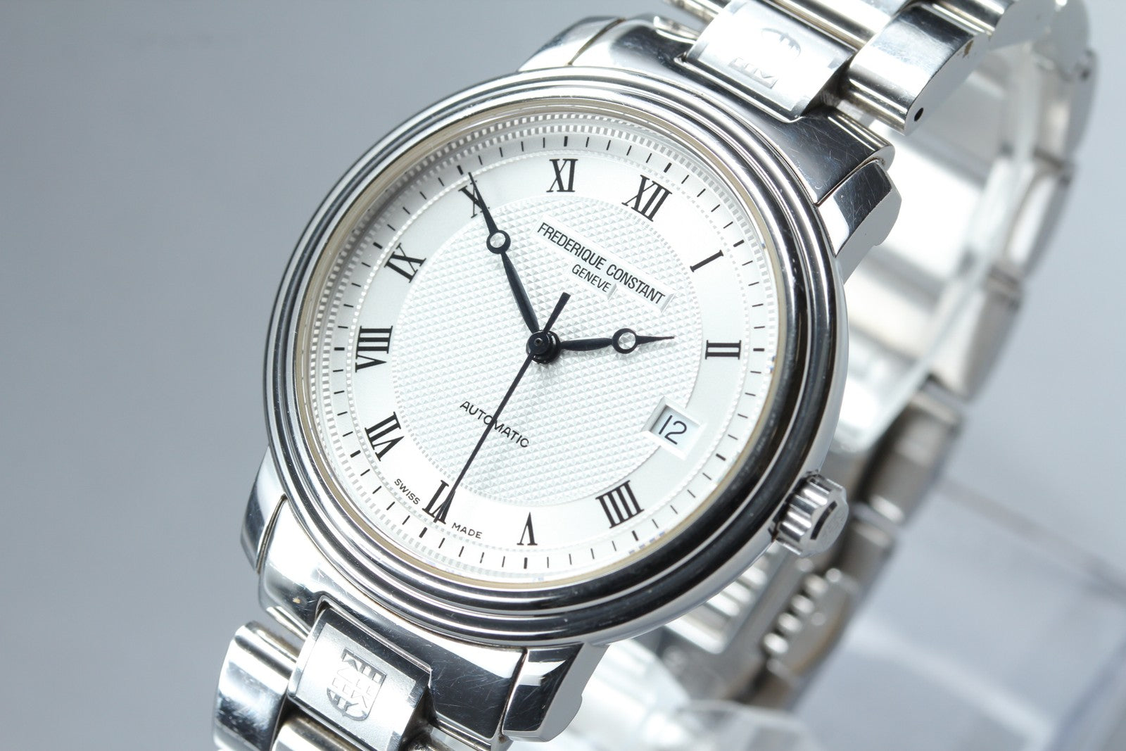 FREDERIQUE CONSTANT classics FC-303/315X3P4/5/6 Automatic Men's Watch 38mm JAPAN