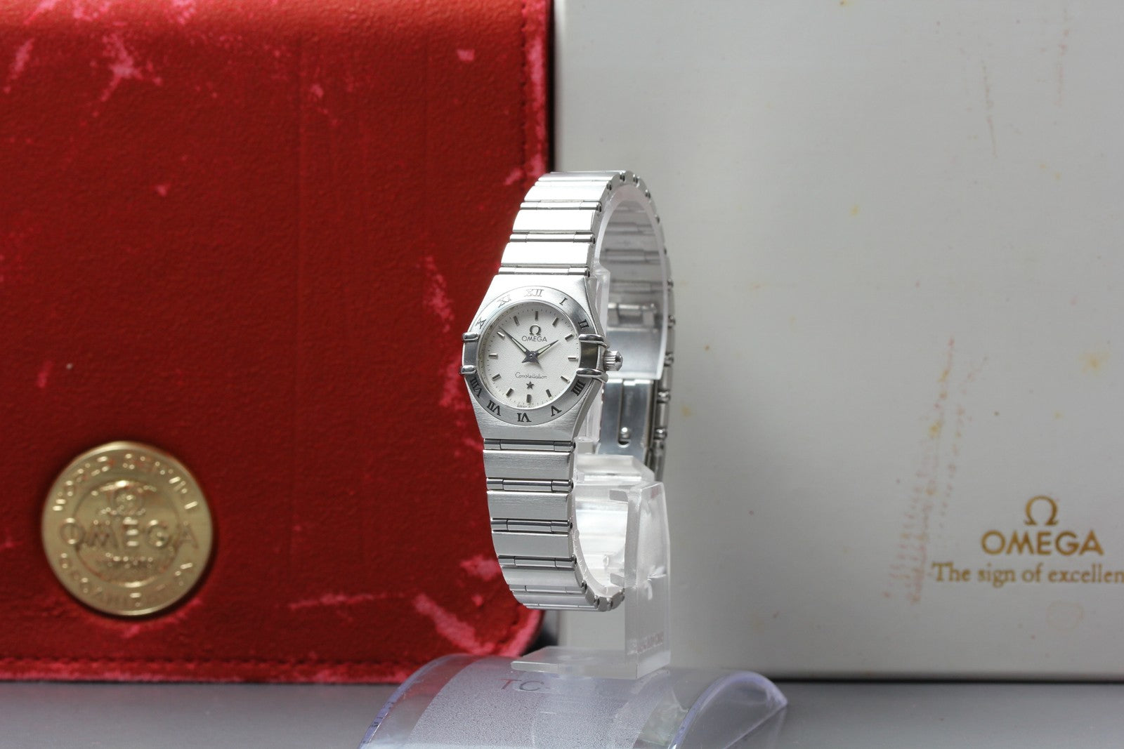 New Batt OMEGA Constellation 1562.30.00 Quartz Silver Women Watch 22mm JAPAN