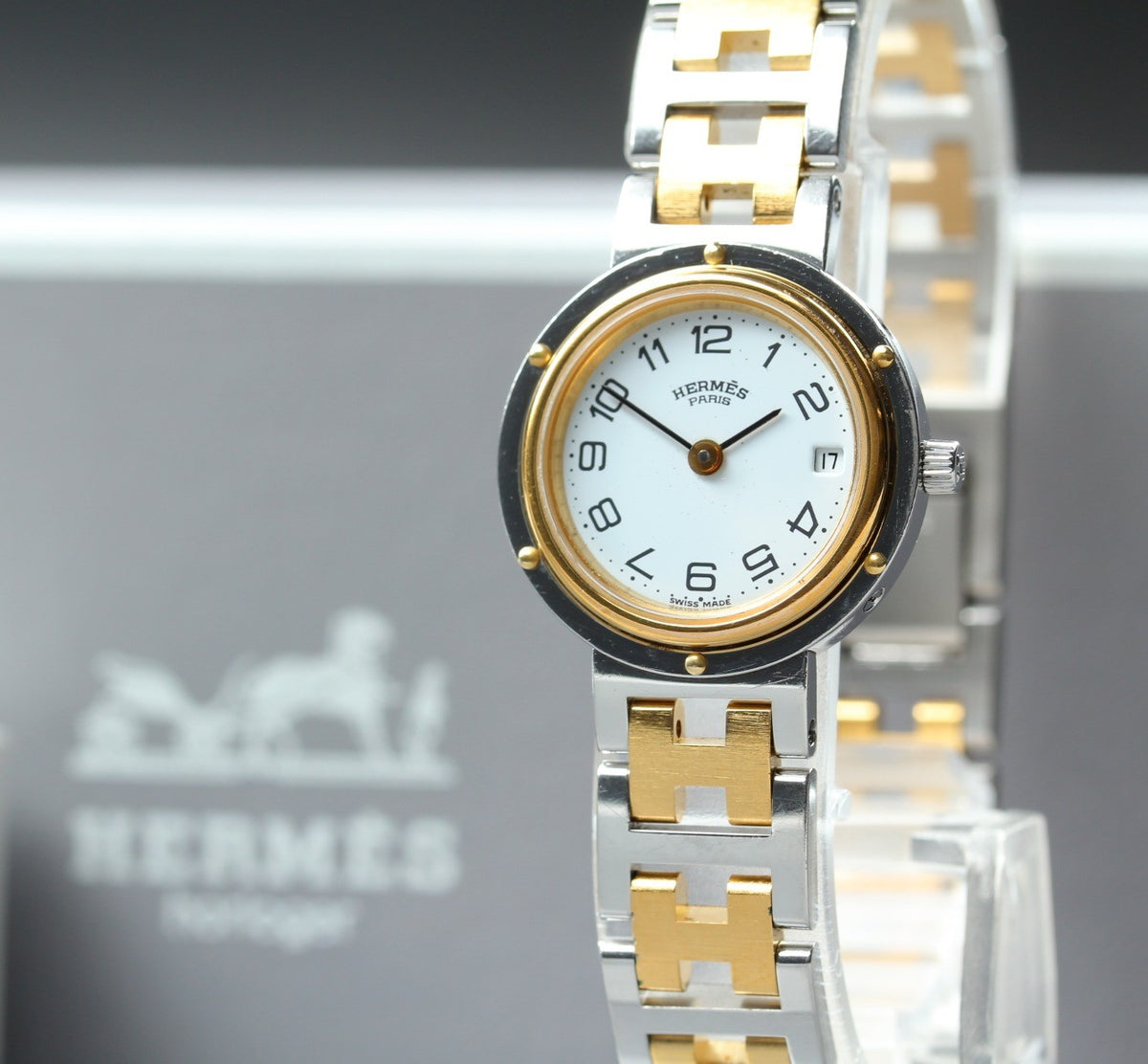 HERMES Clipper White Dial Gold Bracelet 24mm Woman's Quartz Watch Vintage