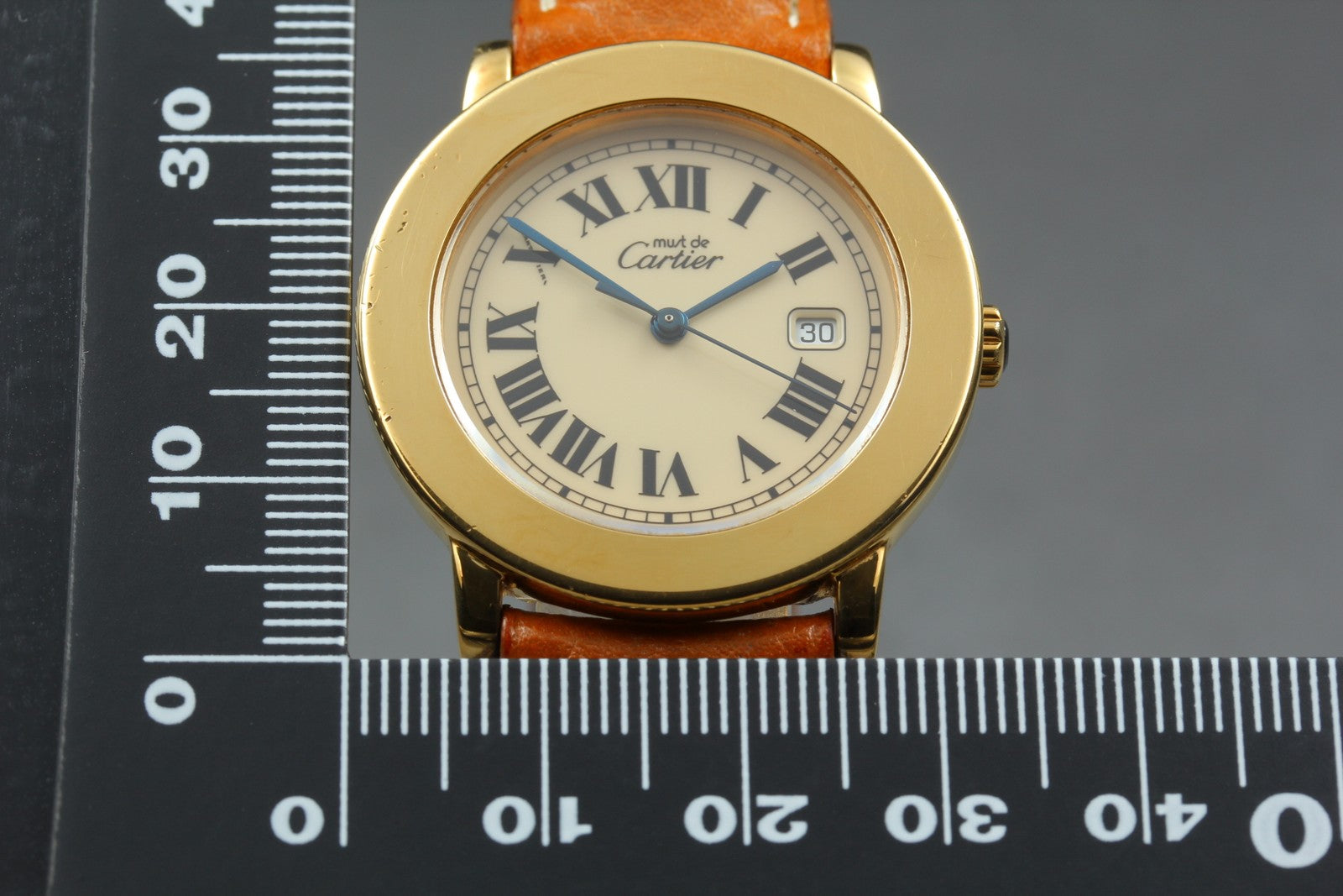 Vintage Cartier Must de Cartier Ronde 1800 1 Gold Brown 32mm Unisex Quartz Watch