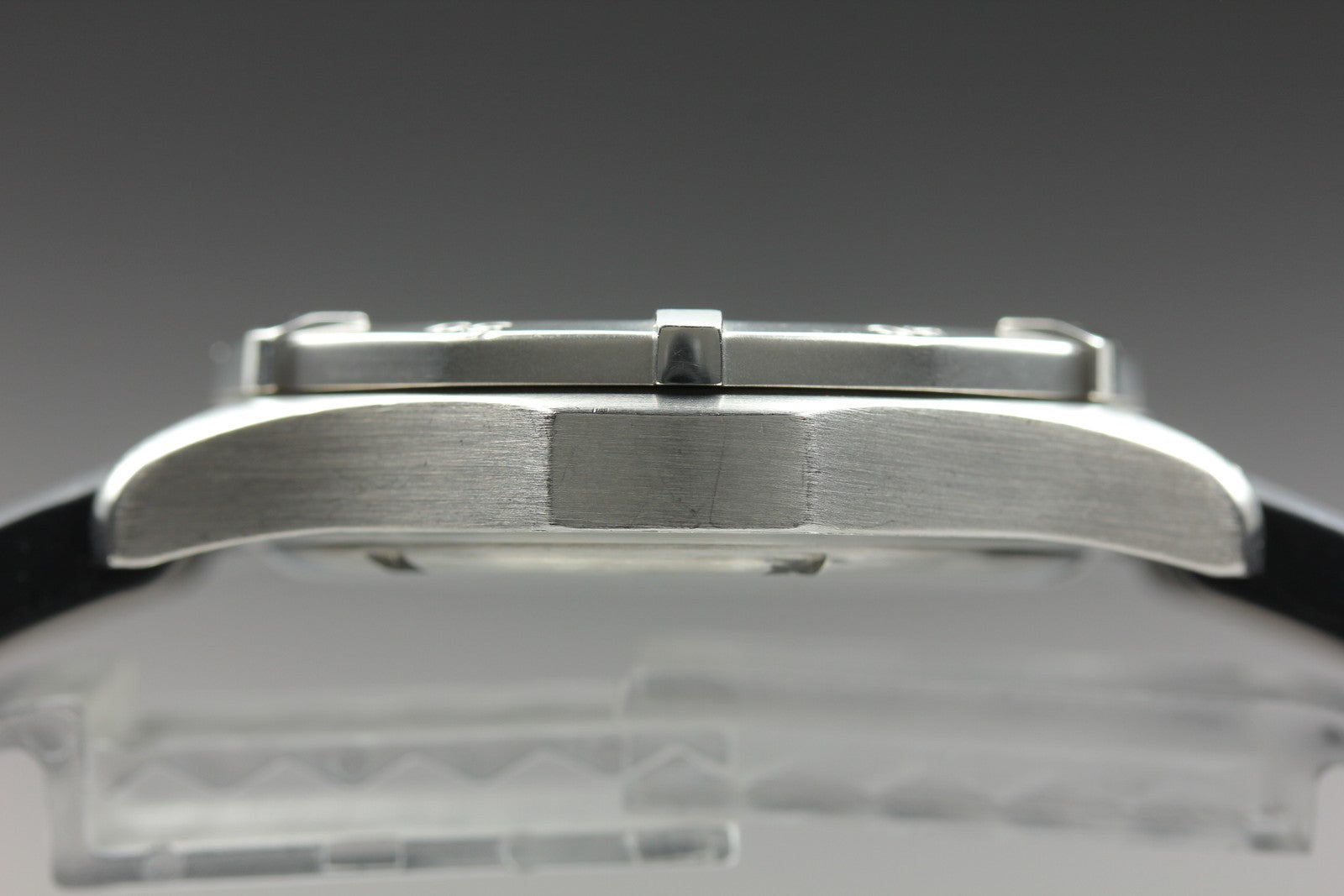New Batt Vintage TAG HEUER Professional WK1112-1 Quartz Men's Watch 39mm JAPAN