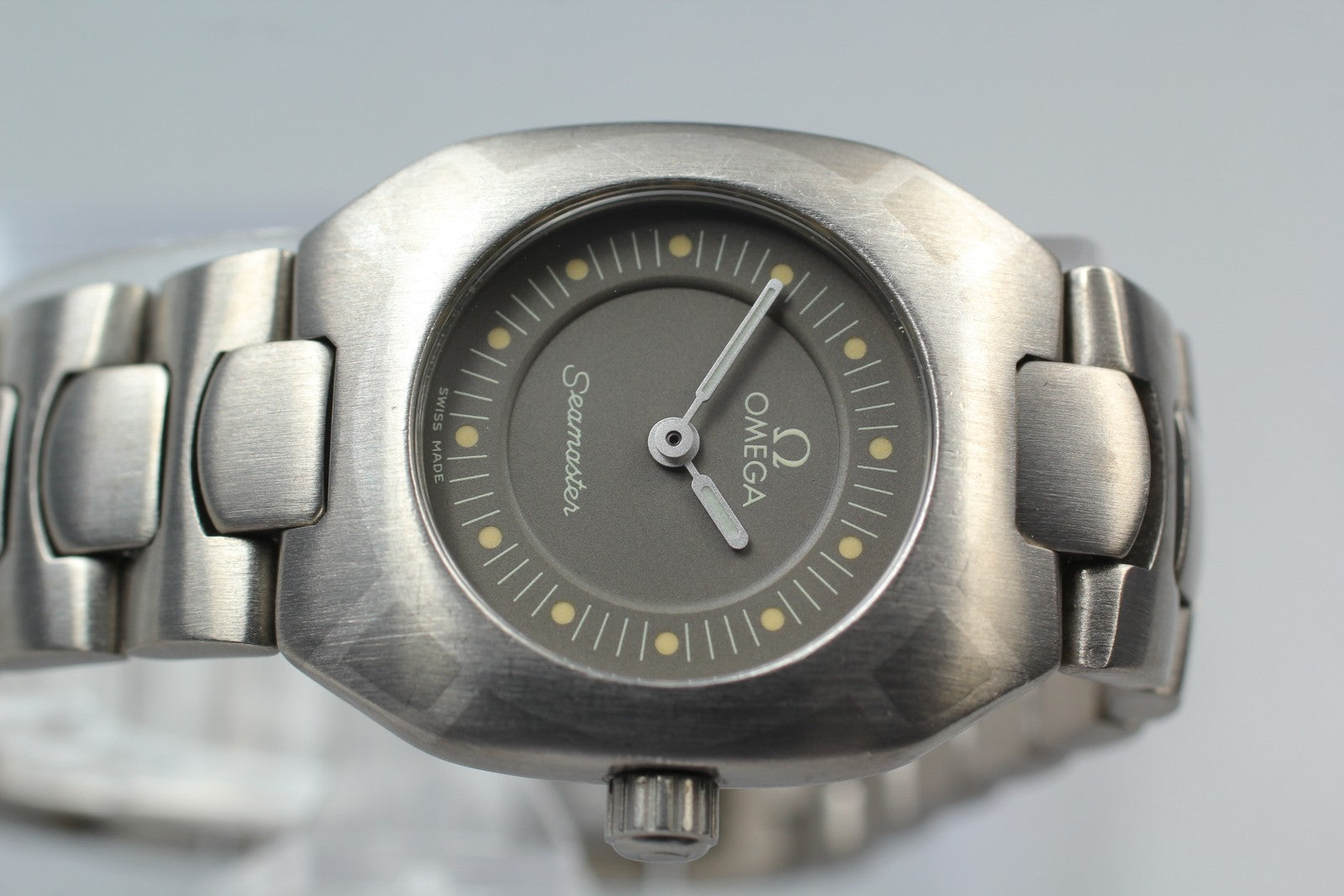 New Batt OMEGA Seamaster Polaris Titanium Cal.1450 Gray Women's Watch 22mm JAPAN