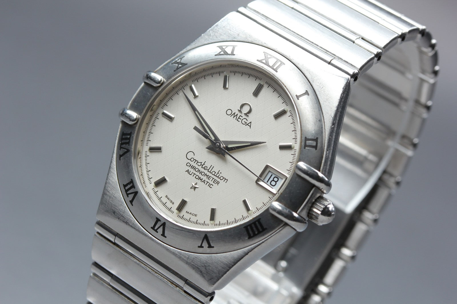Vintage OMEGA Constellation 1502.3 Automatic White Date Men's Watch 35mm JAPAN