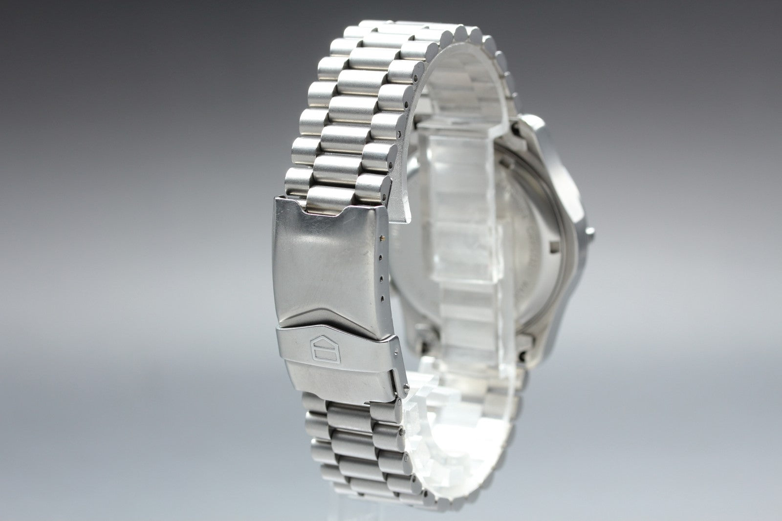 Vintage TAG HEUER Professional CE1111 Quartz Gray Men's Watch 40mm JAPAN Box