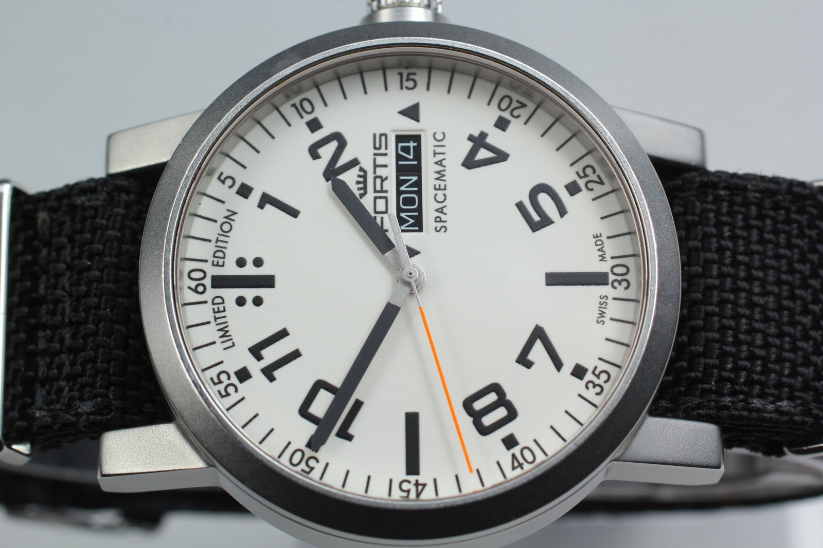 FORTIS Spacematic 623.22.158.1 Limited Edition Automatic Men's Watch 40mm JAPAN