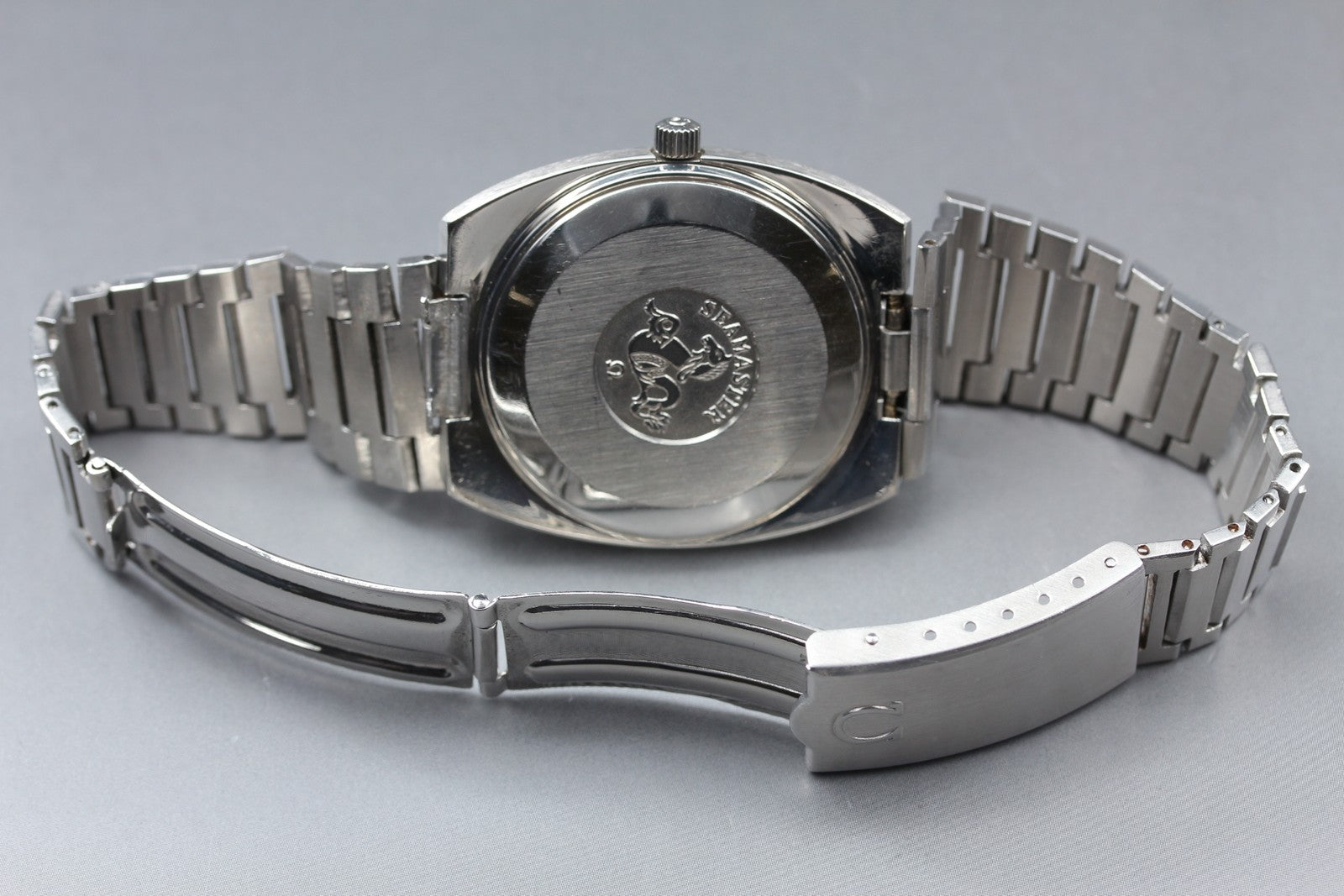 Vintage OMEGA Seamaster 166.0207 Silver Automatic Men's Watch 35mm JAPAN