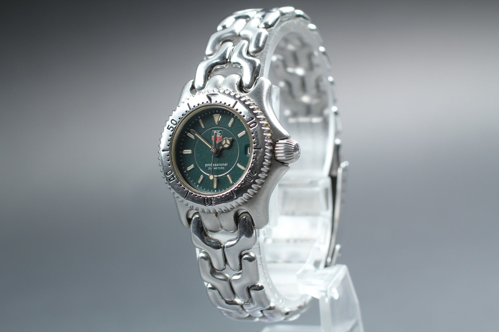 TAG Heuer SEL Professional 200M WG1419 Green Quartz Women's Watch 23mm JAPAN