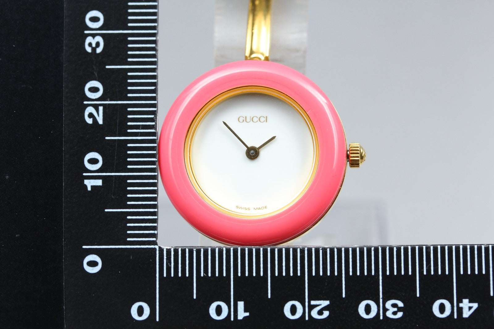 New Batt Gucci Change Bezel 11/12.2 12Color Women's White Quartz Watch JP Exc+5