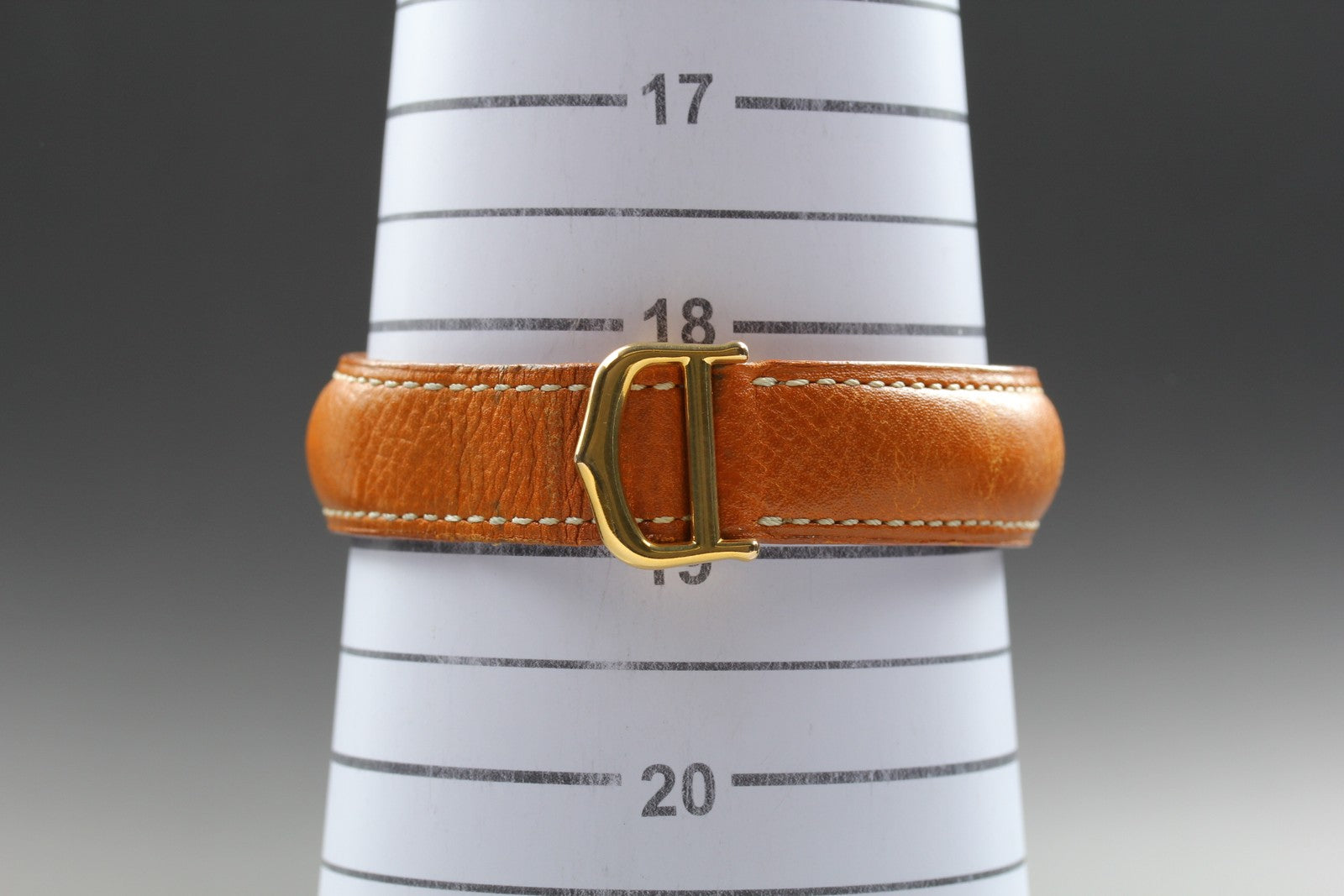 Vintage Cartier Must de Cartier Ronde 1800 1 Gold Brown 32mm Unisex Quartz Watch