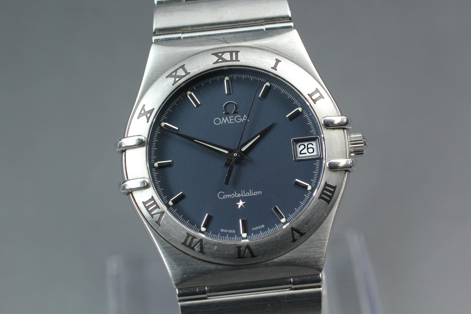 New Batt Vintage OMEGA Constellation Cal.1512 Quartz Men's Watch 33mm From JAPAN