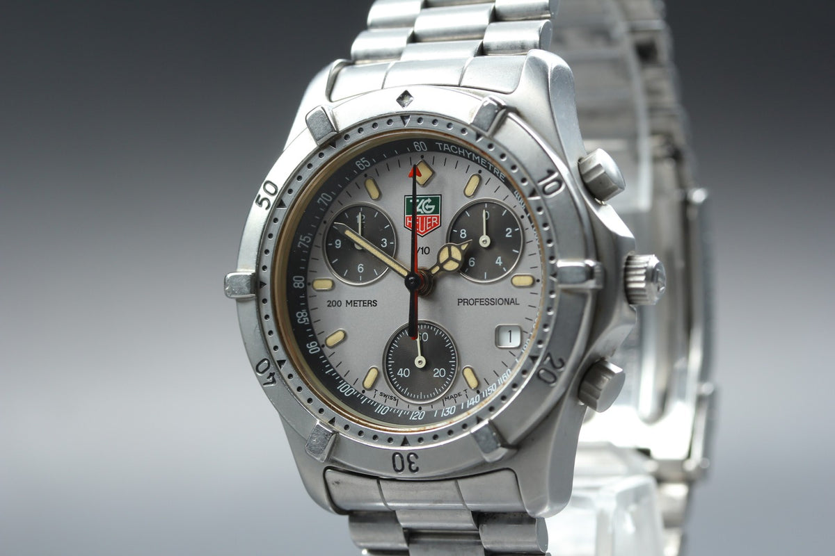 Vintage TAG Heuer 2000 Professional CE1111 Quartz Gray Men's Watch 40mm JAPAN