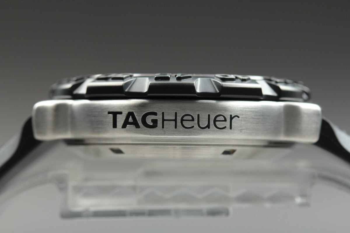 New Batt TAG HEUER Formula 1 CAH1110 Quartz Chronograph Men's Watch 41mm JAPAN