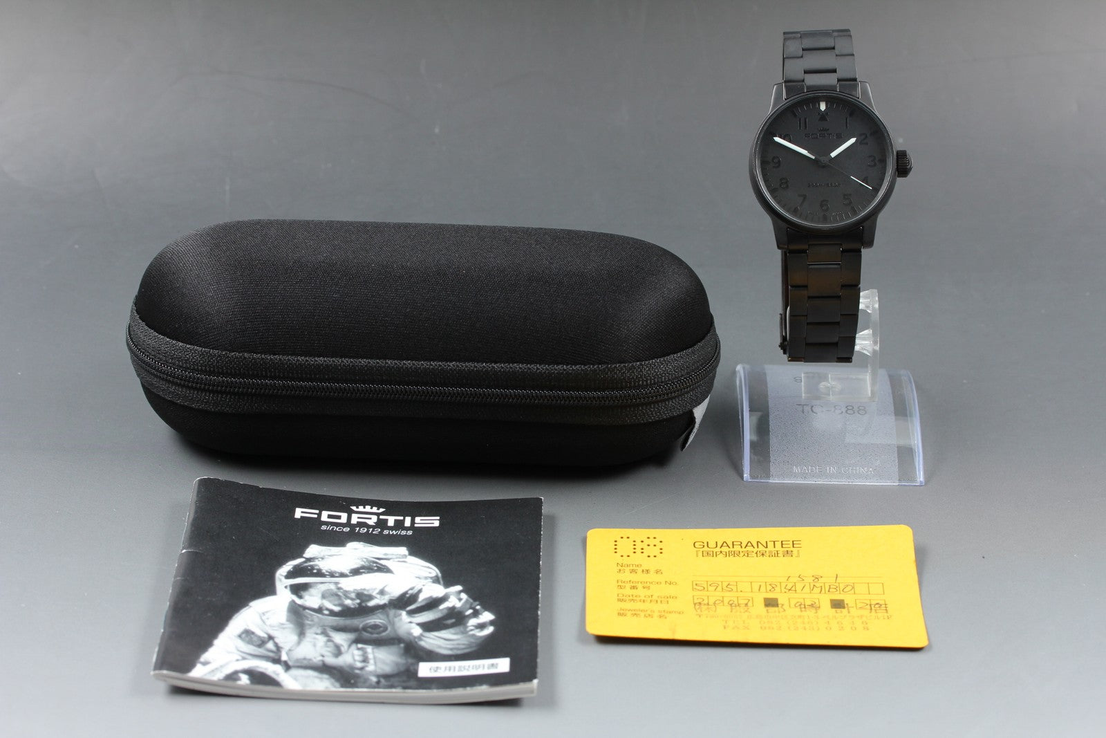 Rare FORTIS Flieger Professional Blackout 595.18.41MBO Automatic Men's Watch JP
