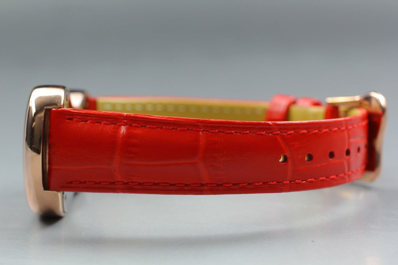 Salvador Dali softwatch 022146 Gold Red 26mm Exaequo Unisex Quartz Watch