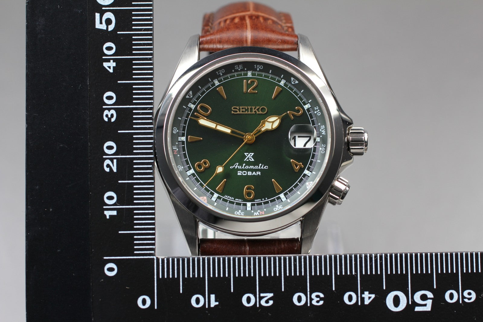 7981960