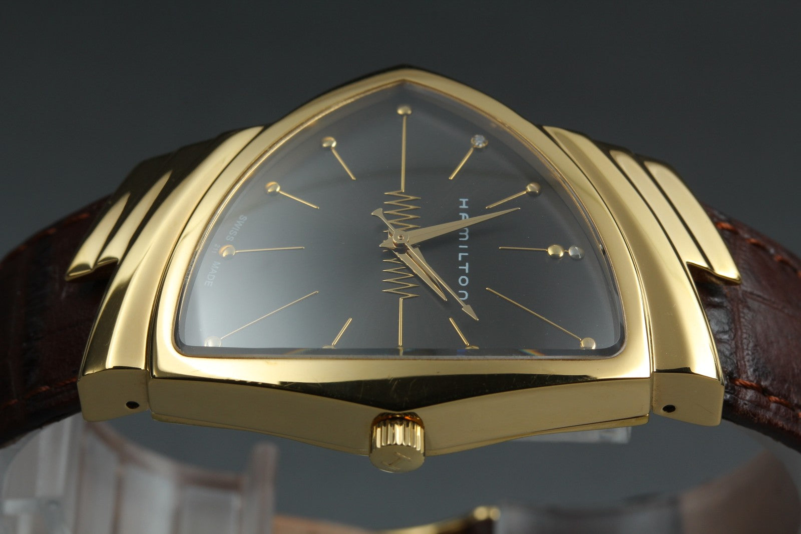 Rare Hamilton Ventura H244410 50th Anniversary Limited 1000 Quartz Watch 32mm JP