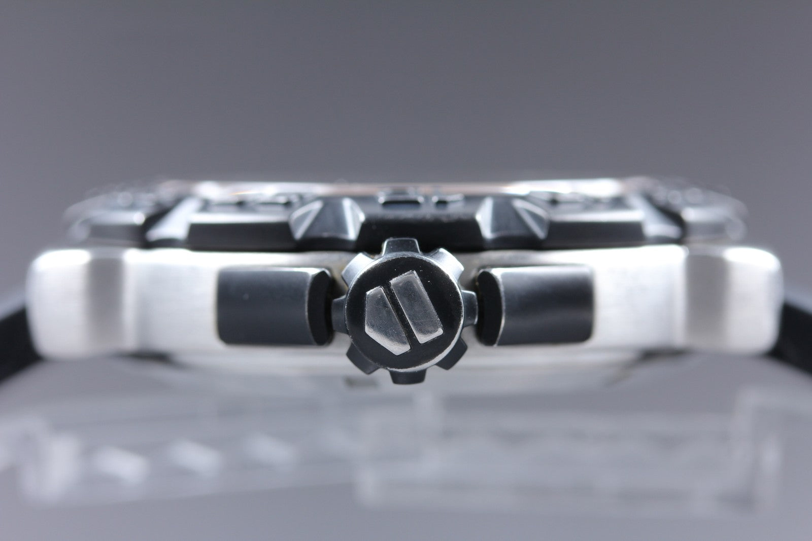 Exc+5* Tag Heuer Formula 1 WAH1011.BA0854 White Quartz Men's Watch 44mm JAPAN