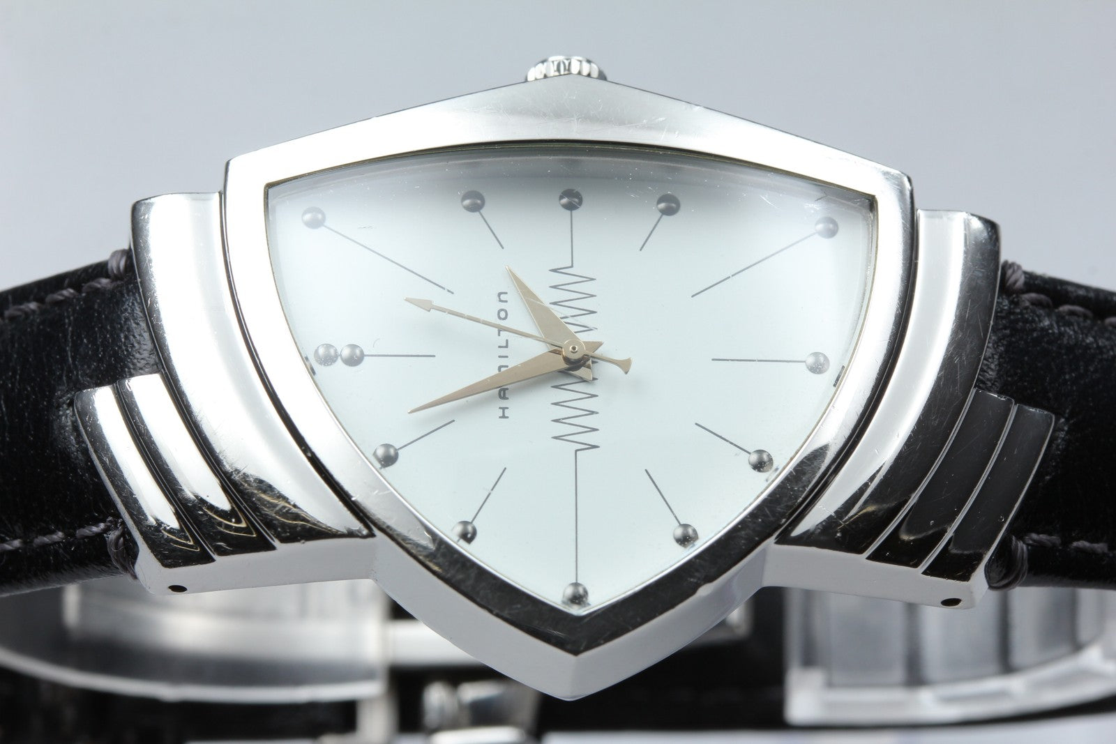 New Batt Hamilton Ventura H244110 Quartz White Dial Men's Watch 33mm JP Exc+4