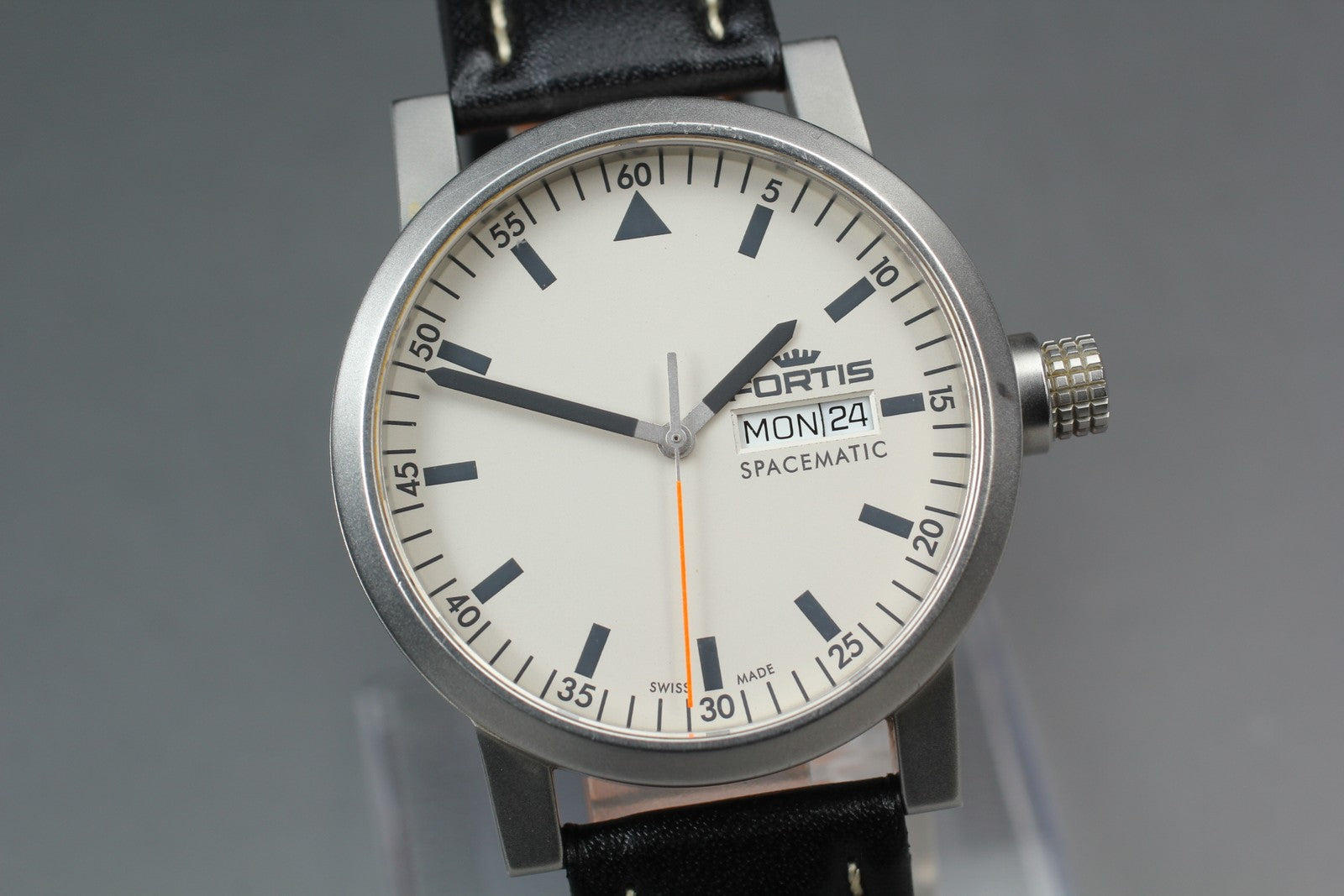 FORTIS Spacematic 623.22.158.1 Automatic Day/Date Men's Watch 40mm JAPAN Box