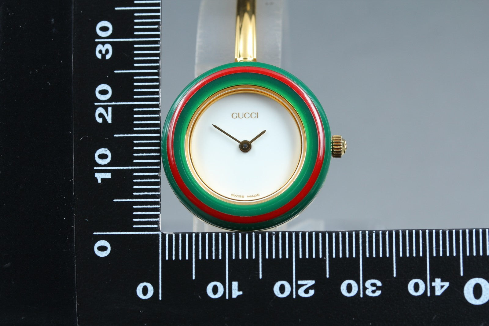 New Batt Gucci Change Bezel 11/12.2 12Color Women's White Quartz Watch JAPAN